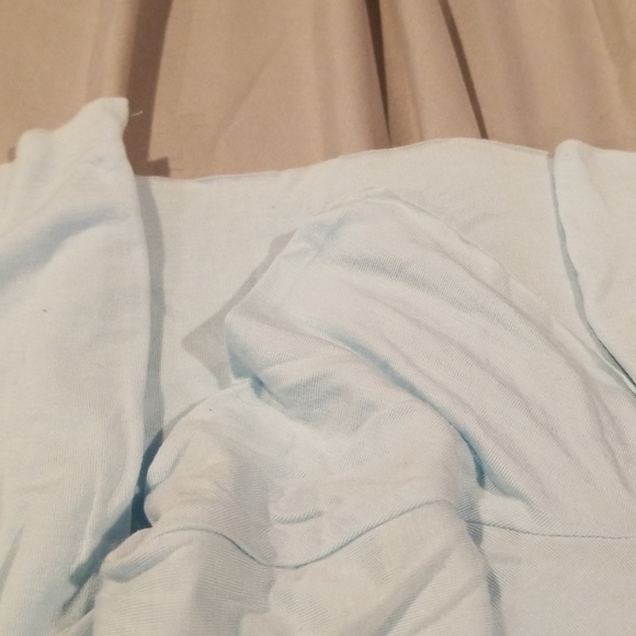 VS PINK V-Neck Tee Size XS - Picture 4 of 4